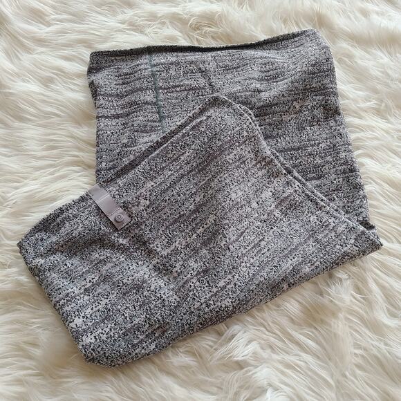 Lululemon Vinyasa Scarf Rulu Shuttle Jacquard Black Silver Screen W9CMFS IBEN - Picture 2 of 4